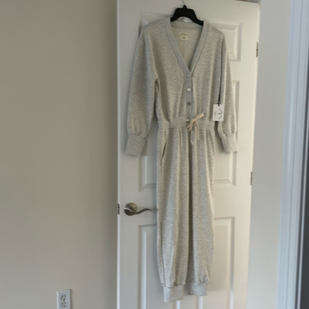 ELECTRIC & ROSE ULTRA SOFT Fleece Lined Button Down V Neck Jumpsuit (S) BNWT